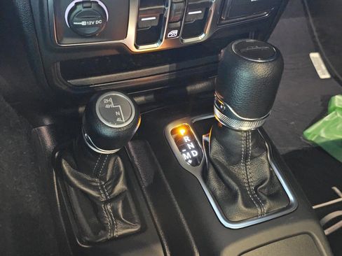 New 2026 Jeep Gladiator Sport image 14