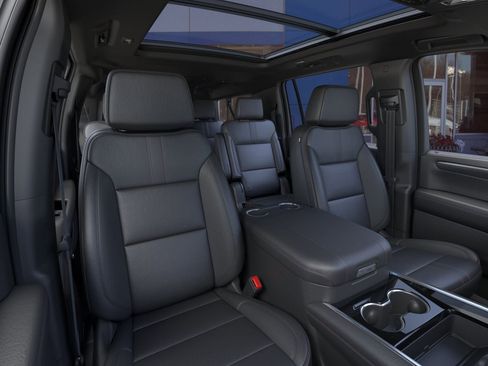 New 2026 Chevrolet Suburban RST w/ Comfort Package image 16