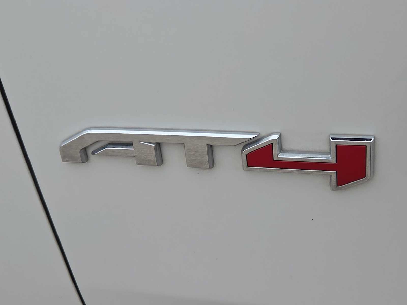 Used 2021 GMC Yukon XL AT4 AWD/4WD image 11