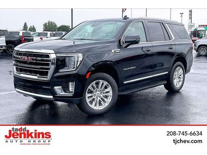 Used 2024 GMC Yukon SLT w/ SLT Luxury Package