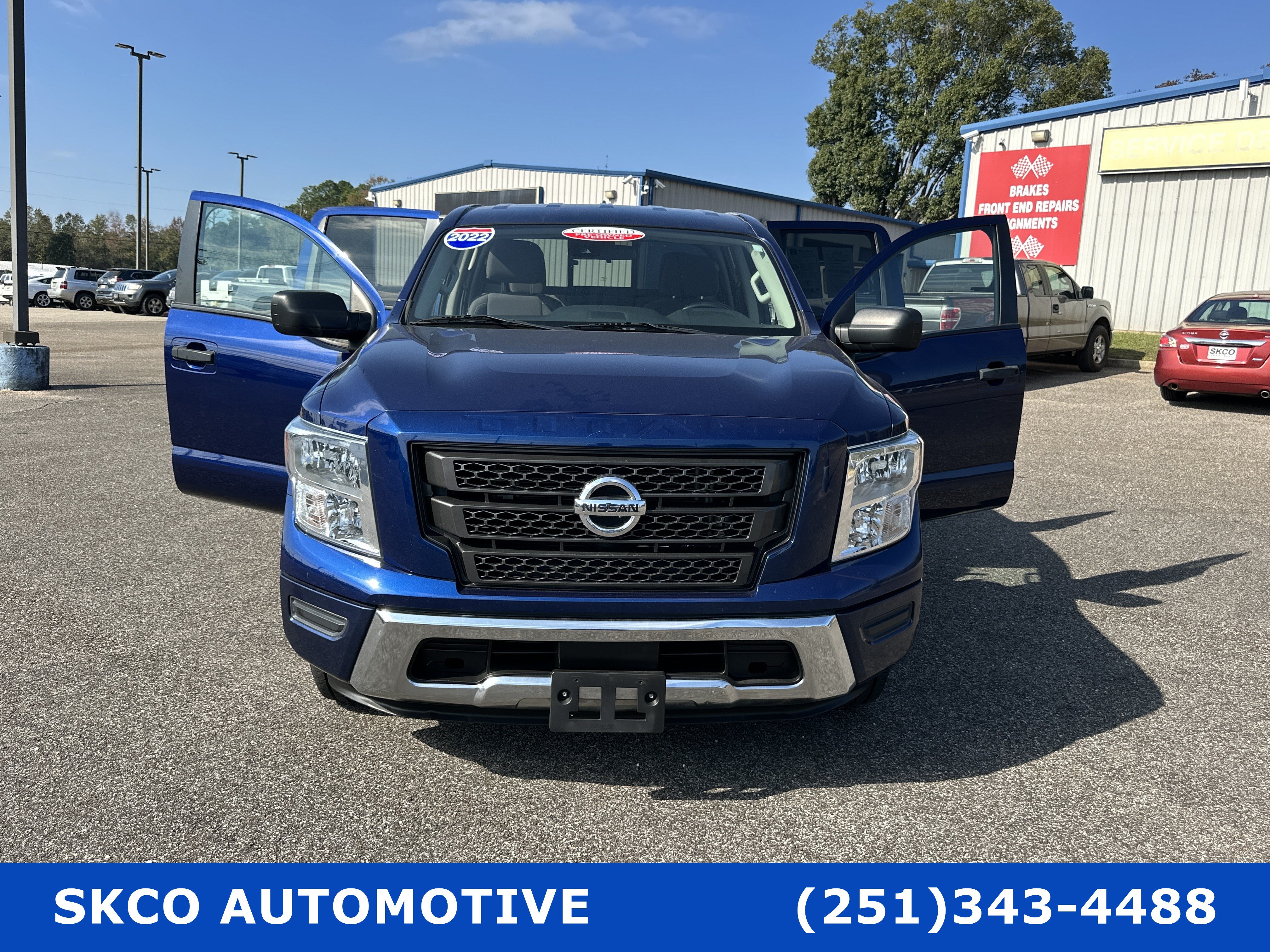 Used 2022 Nissan Titan SV RWD image 30