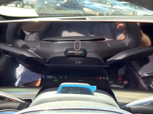 New 2026 Cadillac Lyriq Luxury image 25