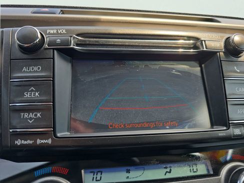Used 2013 Toyota RAV4 Limited AWD/4WD image 30