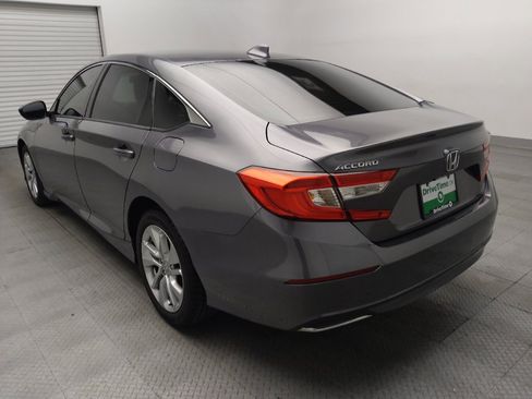 Used 2018 Honda Accord LX image 5