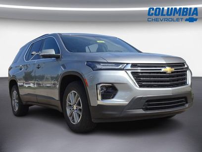 Used 2023 Chevrolet Traverse LT