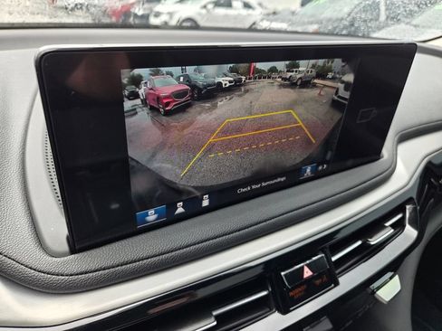 Used 2025 Acura MDX FWD image 33