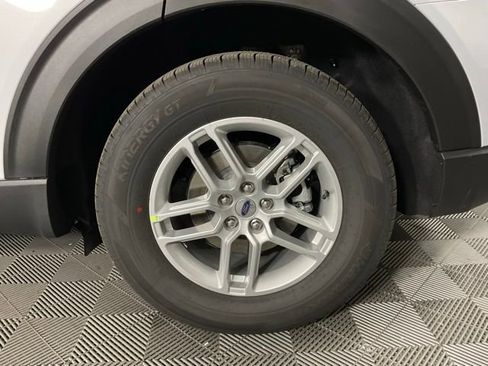 New 2025 Ford Explorer Active w/ Active Comfort Package image 10