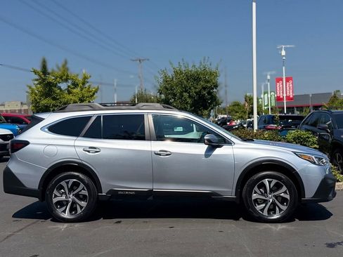 Used 2020 Subaru Outback Limited XT AWD/4WD image 6