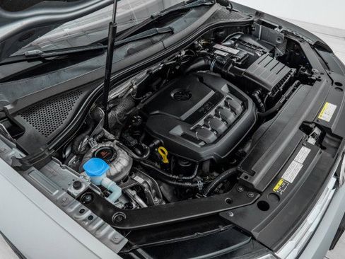 Used 2021 Volkswagen Tiguan SE R-Line image 55