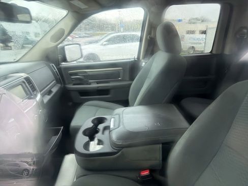 Used 2014 RAM 1500 Classic SLT AWD/4WD image 10