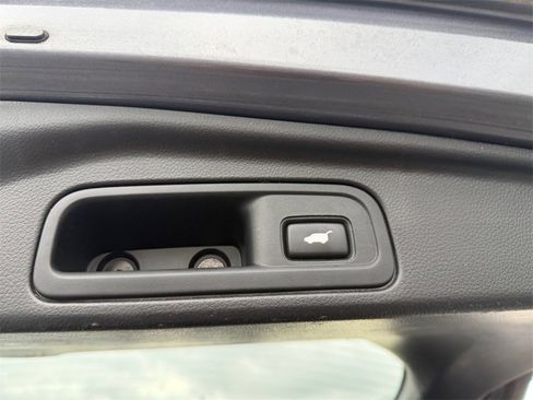 Used 2019 Honda Pilot Elite image 23