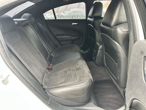 Used 2018 Dodge Charger R/T image 13