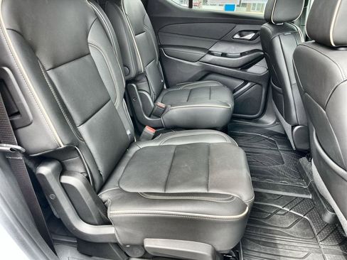 Certified 2023 Chevrolet Traverse Premier w/ Redline Edition AWD/4WD image 28