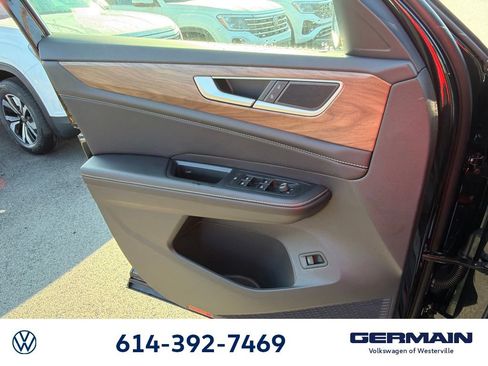 New 2026 Volkswagen Atlas SE image 23