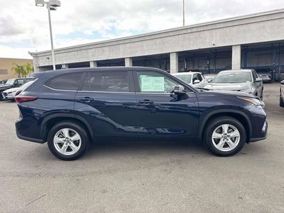Used 2025 Toyota Highlander LE