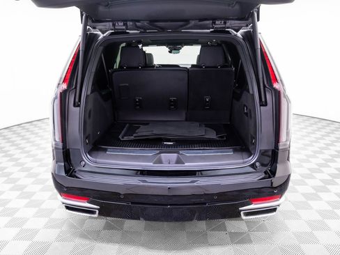 Certified 2023 Cadillac Escalade ESV Premium Luxury image 35