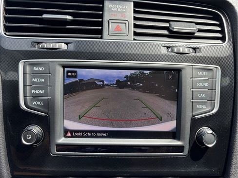 Used 2017 Volkswagen GTI S FWD image 24