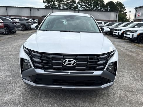 New 2026 Hyundai Tucson SE image 8