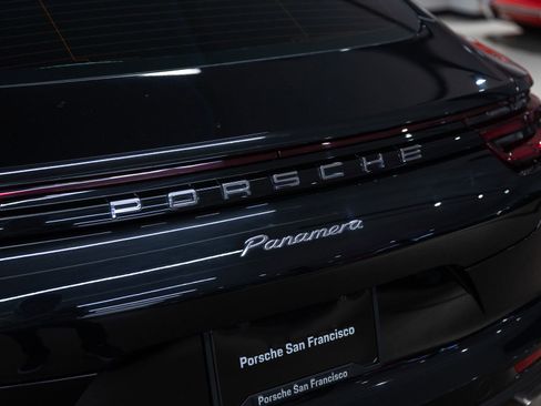 Certified 2020 Porsche Panamera image 21
