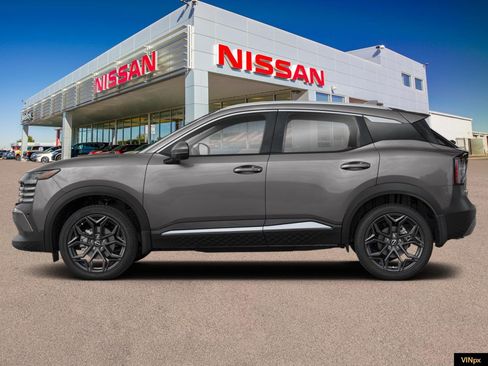 New 2026 Nissan Kicks SR AWD/4WD image 3