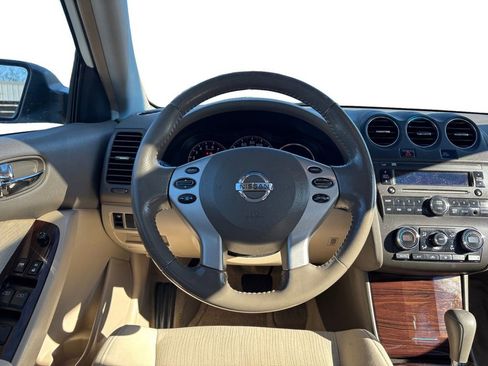 Used 2010 Nissan Altima 2.5 S w/ Convenience Plus Pkg image 18