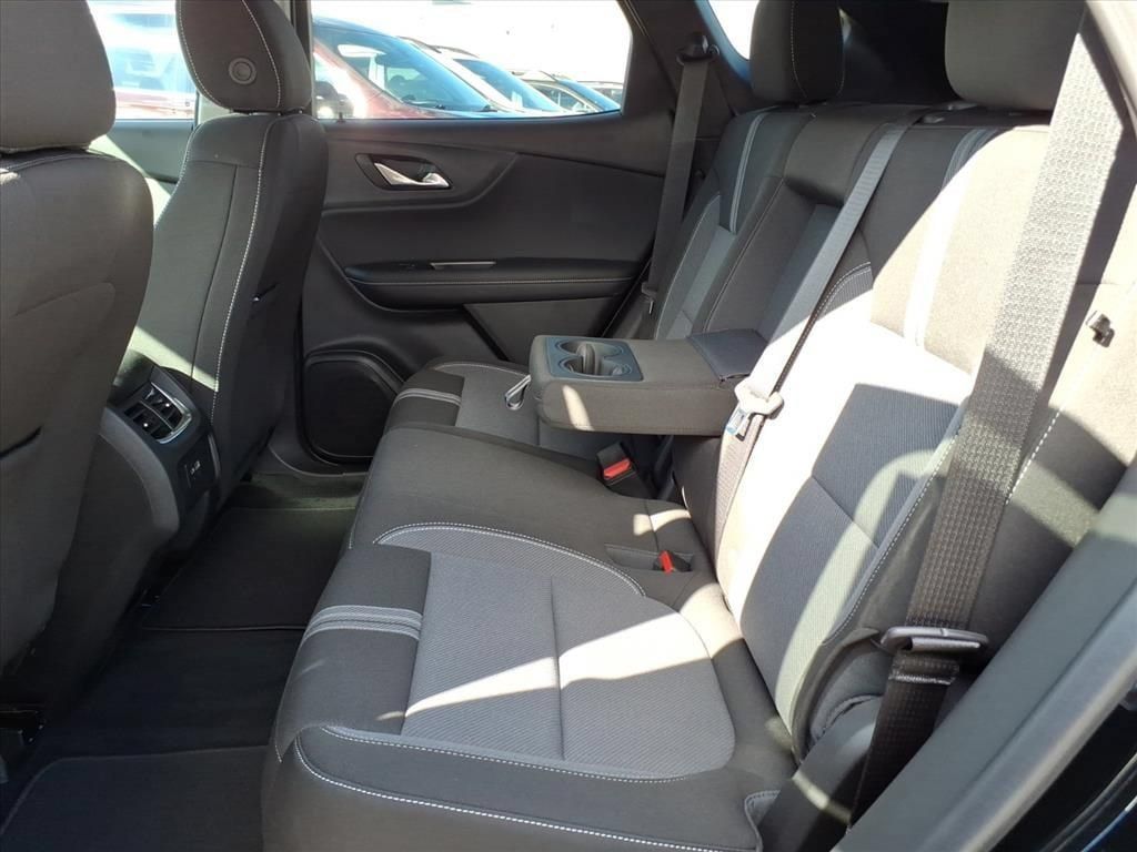 New 2025 Chevrolet Blazer LT AWD/4WD image 14