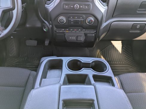 Used 2024 Chevrolet Silverado 1500 Custom RWD image 18
