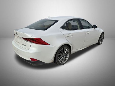 Used 2017 Lexus IS 300 AWD image 3