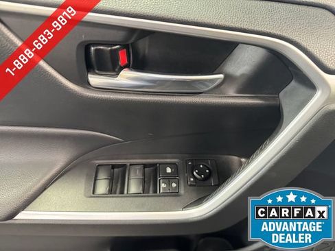 Used 2021 Toyota RAV4 XLE w/ Convenience Package AWD/4WD image 26