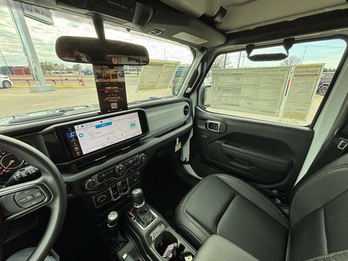 Used 2026 Jeep Wrangler Unlimited Sport AWD/4WD image 26