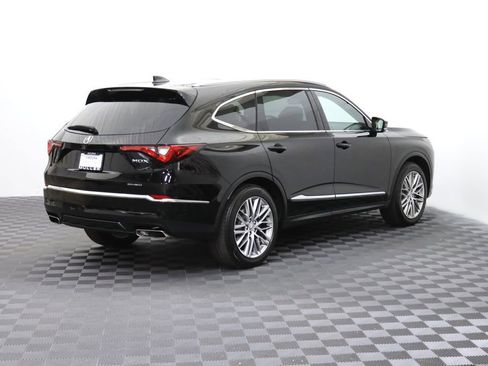 Used 2023 Acura MDX SH-AWD w/ Advance Package image 9