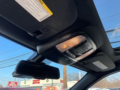 Used 2015 Jeep Grand Cherokee High Altitude image 20