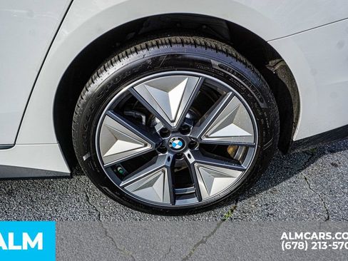 Used 2025 BMW i4 eDrive40 w/ Premium Package RWD image 18