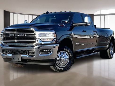 Used 2019 RAM 3500 Laramie image 1
