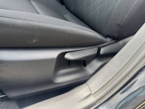 Used 2025 Toyota Corolla LE FWD image 19