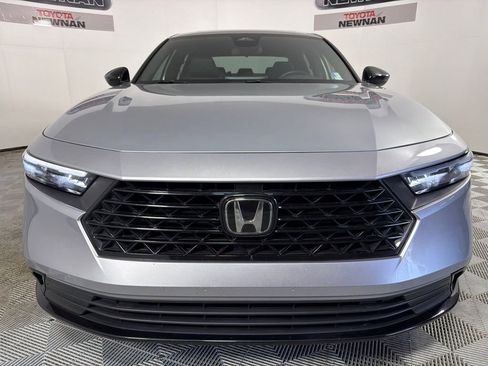 Used 2024 Honda Accord Sport image 9