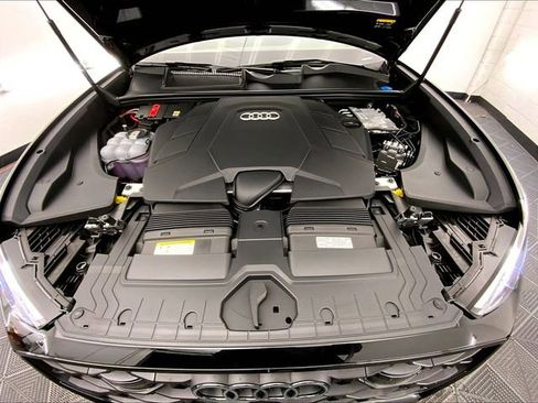 New 2026 Audi Q8 Premium Plus AWD/4WD image 13