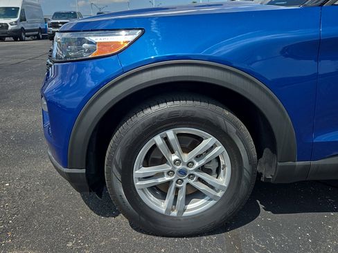 Certified 2021 Ford Explorer XLT w/ Equipment Group 202A AWD/4WD image 23