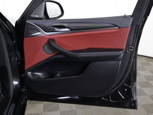 Used 2024 BMW X3 M40i w/ Premium Package image 28