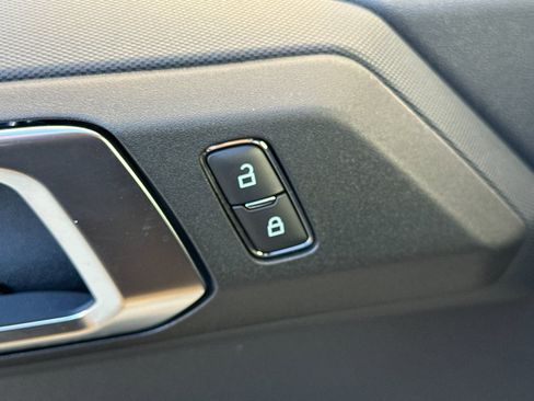 New 2025 Ford Bronco Big Bend w/ Black Diamond Package AWD/4WD image 12