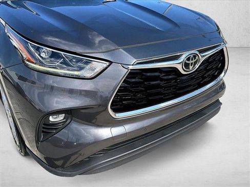 Used 2023 Toyota Highlander Limited AWD/4WD image 28