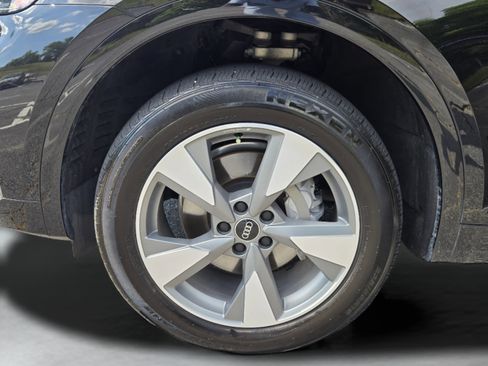 Used 2024 Audi Q5 2.0T Premium AWD/4WD image 33