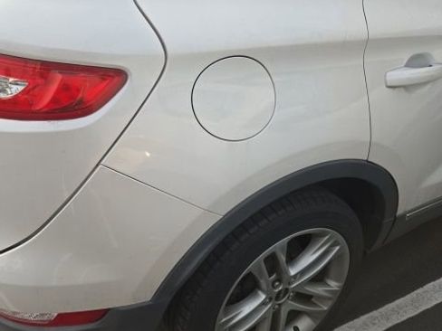 Used 2018 Lincoln MKC Reserve image 8