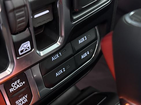 New 2026 Jeep Gladiator Rubicon AWD/4WD image 25