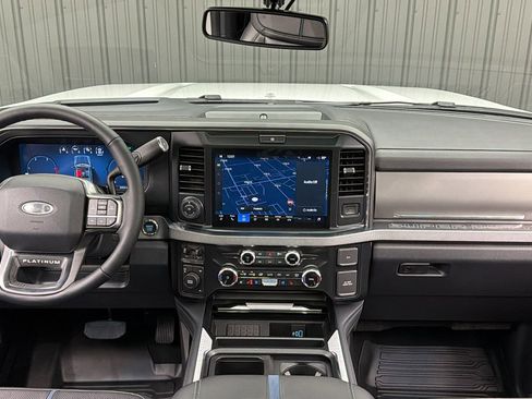 Used 2025 Ford F450 Platinum w/ Camper Package image 44