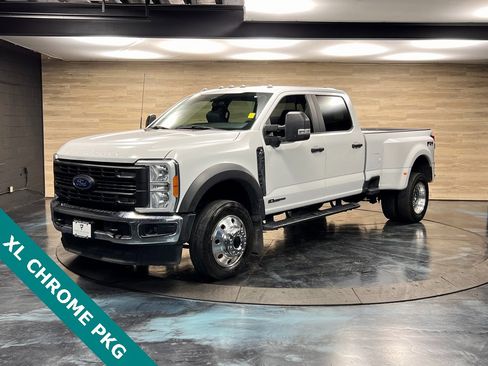 Used 2023 Ford F450 XL w/ 360-Degree Camera Package image 5