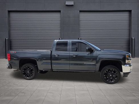 Used 2019 Chevrolet Silverado 1500 LT w/ All Star Edition AWD/4WD image 4