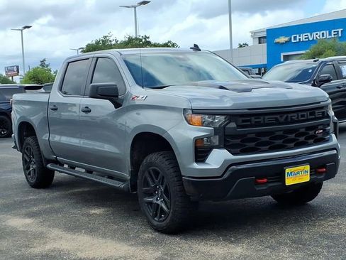 Used 2025 Chevrolet Silverado 1500 Custom Trail Boss AWD/4WD image 3