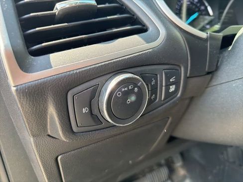 Used 2020 Ford Edge SEL w/ Convenience Package AWD/4WD image 22