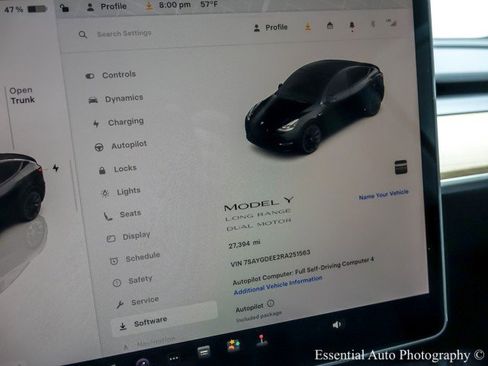 Used 2024 Tesla Model Y Long Range image 31